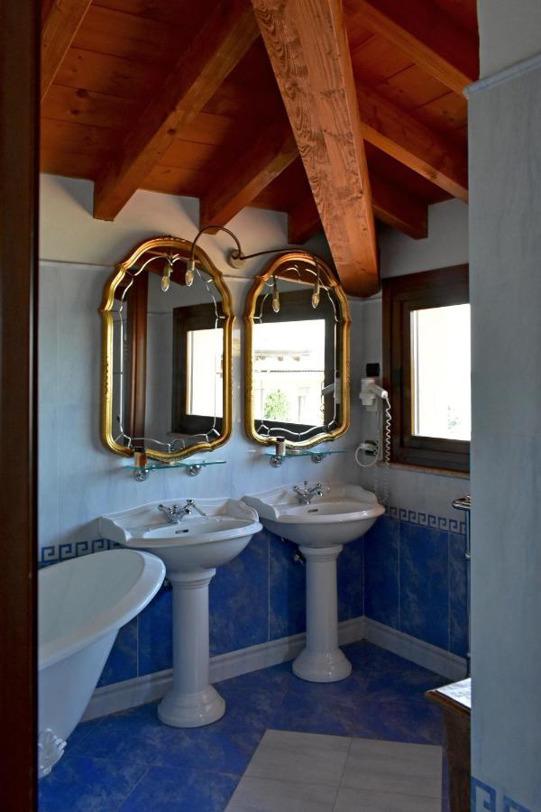 Hotel Pace Sirmione Esterno foto